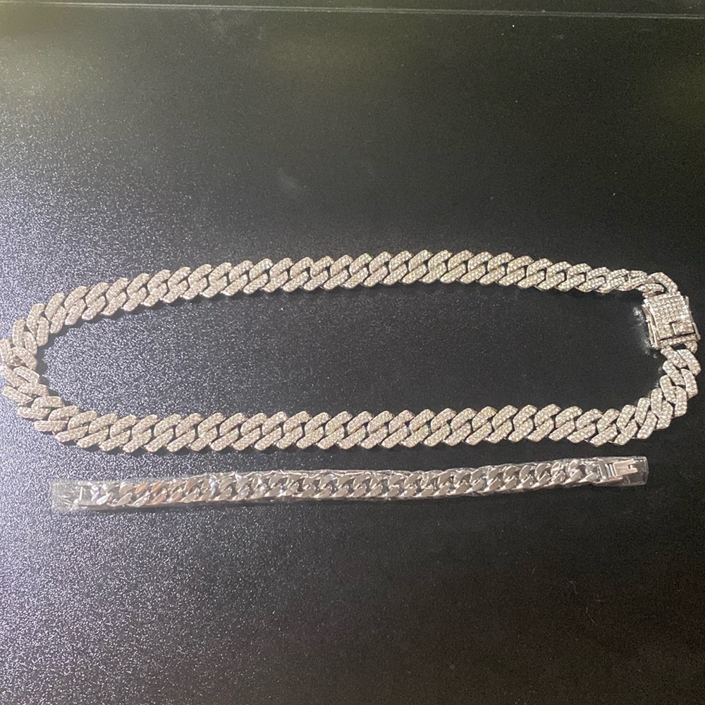 Stainless Steel Silver Necklace & Bracelet